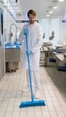 AR1039 Yekpare Plastik Fırça Sapı 145cm (22x32mm)